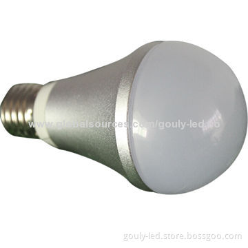 LED Globe Bulb with E27/E26 Base, 5W High-power Light Source and 100 to 240V AC Voltage
